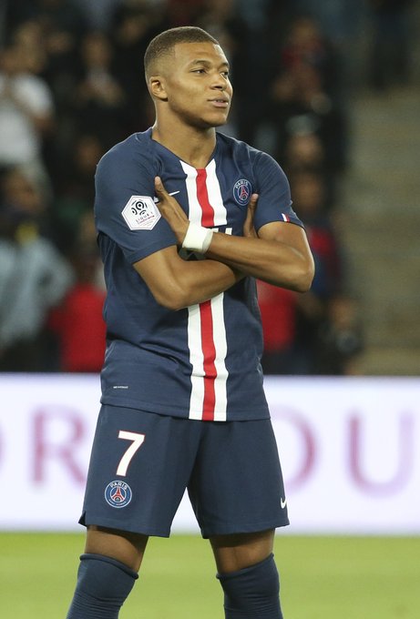 雀神秘籍：麻将桌上快速听牌的 3 个黄金拆牌技巧。（麻将快听指南：3个拆牌黄金法则）