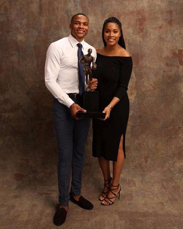 同时明确出 同时明确出